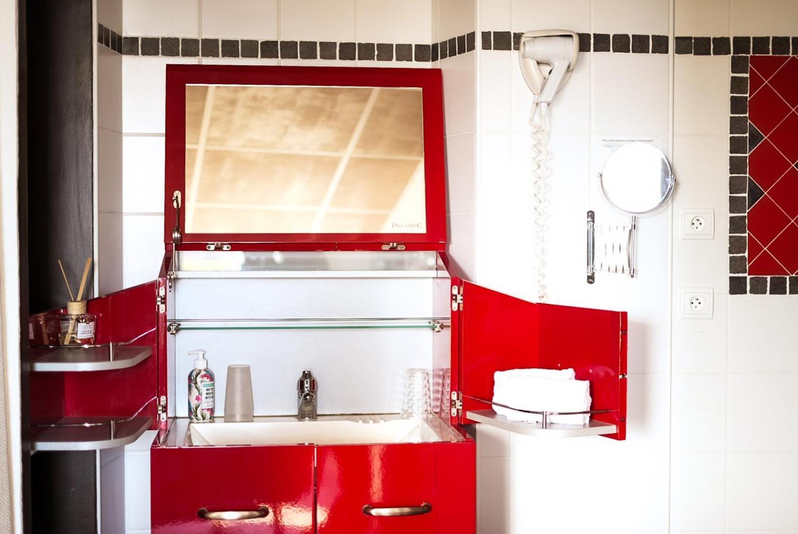 Boutik Hotel O'Domaine Chis Екстер'єр фото